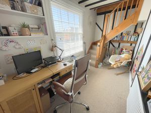Rectory Road- click for photo gallery